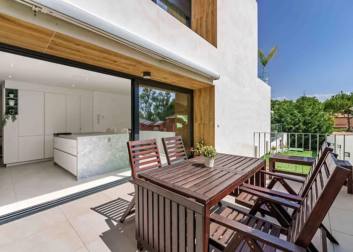 Villa Foresta With Pool & Garden By Stay Belonio Torremolinos