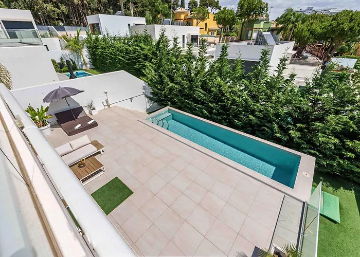 Villa Foresta With Pool & Garden By Stay Belonio Villa Torremolinos