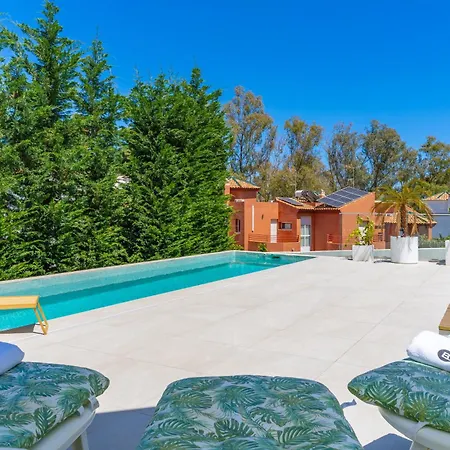 Foresta With Pool & Garden By Belonio