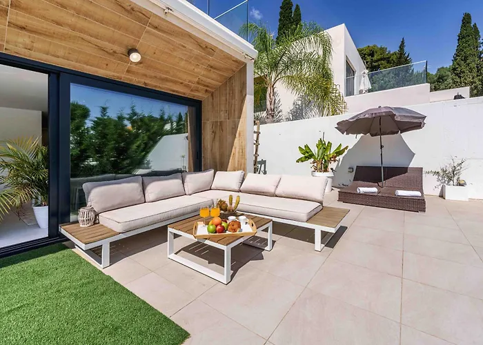 Villa Villa Foresta With Pool & Garden By Stay Belonio Torremolinos