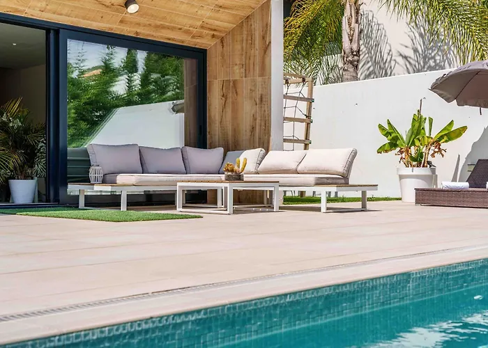 Villa Villa Foresta With Pool & Garden By Stay Belonio