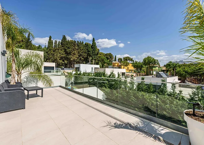 Villa Foresta With Pool & Garden By Stay Belonio Villa *