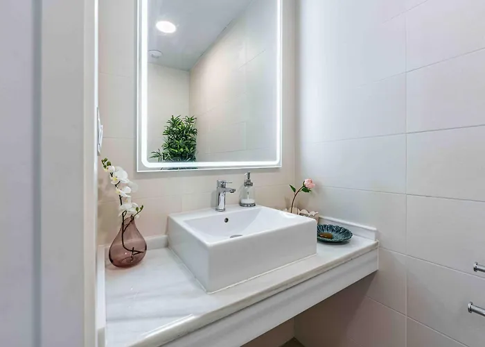 Villa Foresta With Pool & Garden By Stay Belonio Villa *